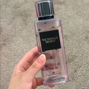 Victoria’s Secret EAU so sexy fragrance mist